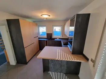 131860 (3)_found.jpg